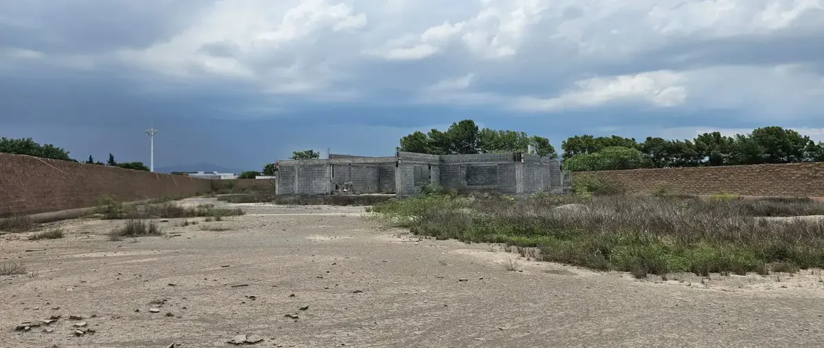 Foto de terreno habitacional en venta en 0 0, jardines de versalles, saltillo, coahuila de zaragoza, 30356234 No. 04