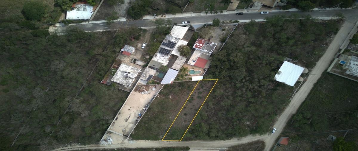 Foto de terreno habitacional en 1 , chichi suárez, mérida, yucatán, 30089029 foto 01 Foto de terreno habitacional en venta en 1 , chichi suárez, mérida, yucatán, 30089029 No. 01