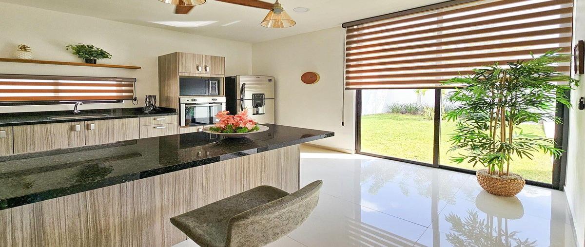 Foto de casa en venta en 1 , chichi suárez, mérida, yucatán, 0 No. 03