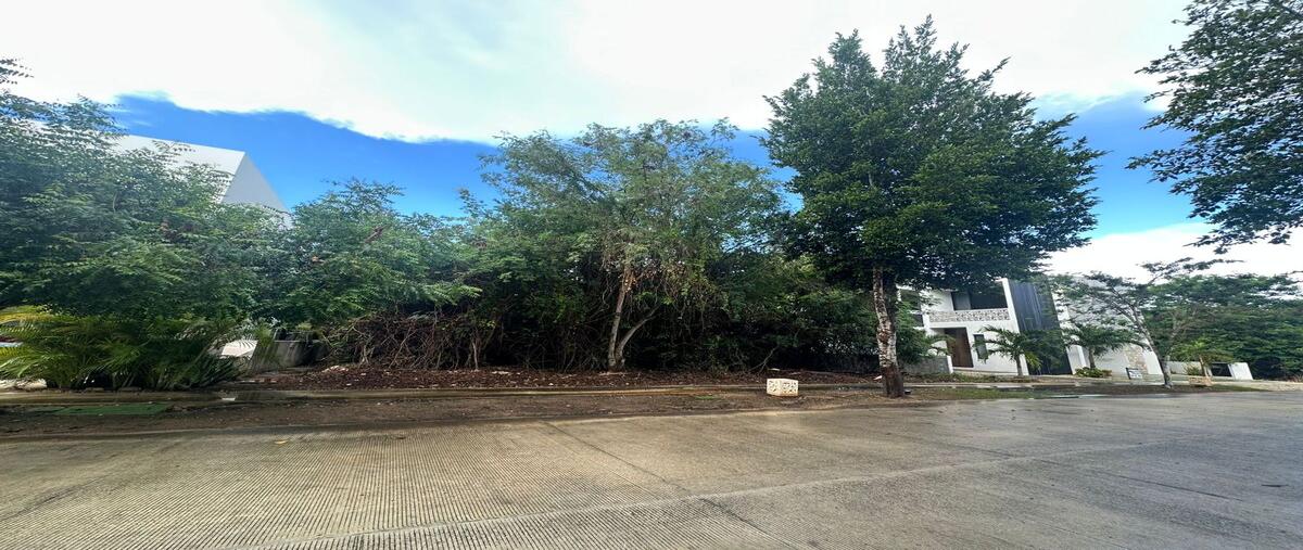 Foto de terreno habitacional en 1 , yucatán country club, mérida, yucatán, 0 foto 01 Foto de terreno habitacional en venta en 1 , yucatán country club, mérida, yucatán, 0 No. 01