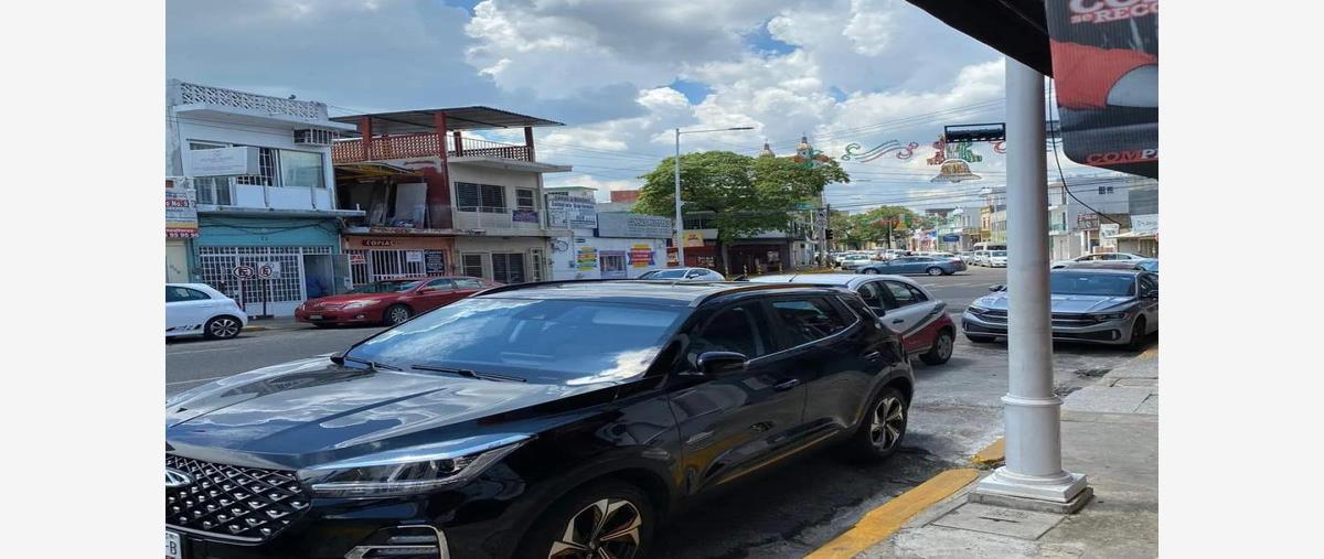 Foto de edificio en venta en 27 de febrero 960, villahermosa centro, centro, tabasco, 27036048 No. 02