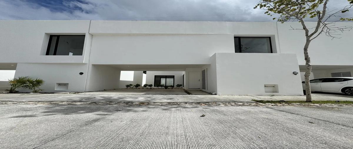 Foto de casa en renta en 28 , cholul, mérida, yucatán, 0 No. 01