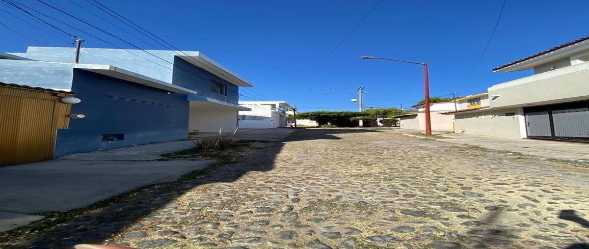 Venta casa en 4a de Palapas, Colonia Las Palmas, C.P. 28017