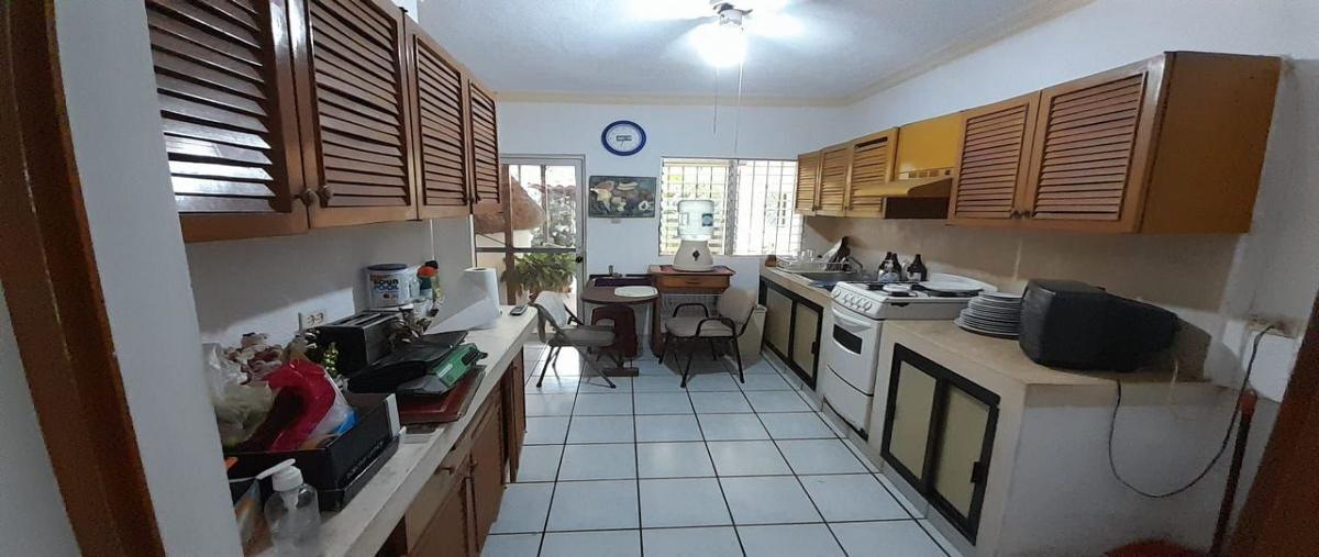 Foto de casa en venta en 54 , boulevares de chuburna, mérida, yucatán, 27713403 No. 04