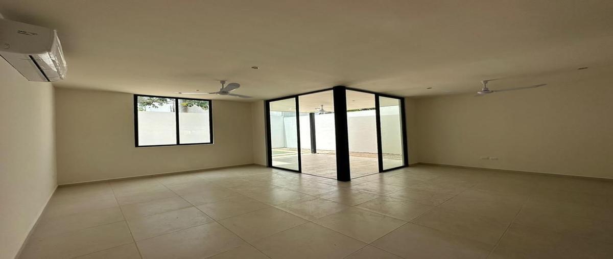 Foto de casa en venta en 8 , leandro valle, mérida, yucatán, 28444972 No. 03