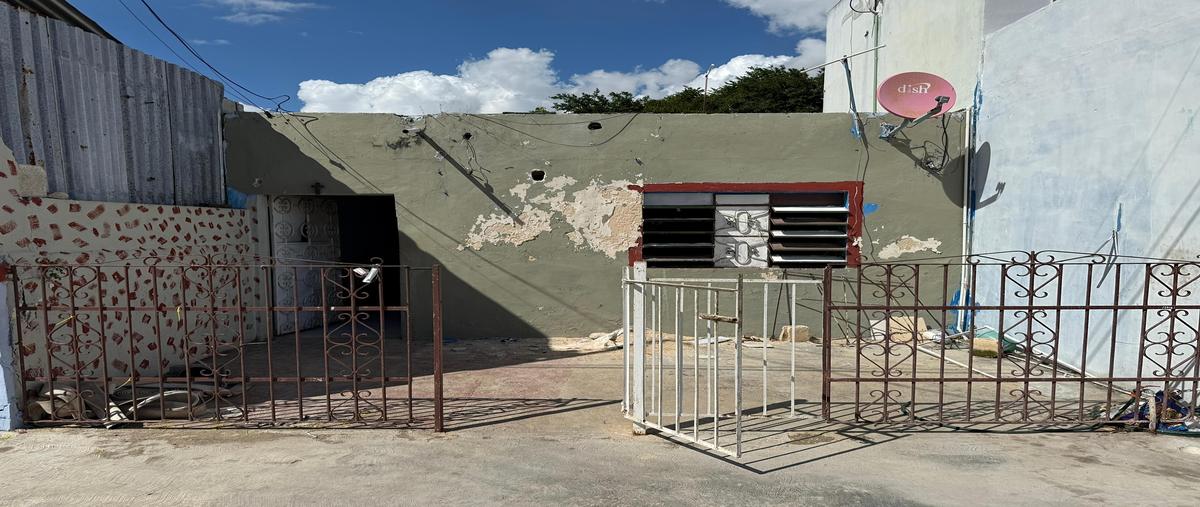 Venta de casa en 99, Colonia Santa Rosa, C.P. 97279