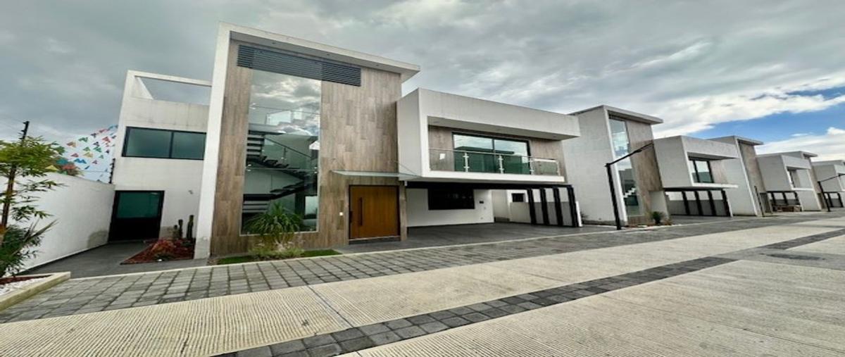 Casa en venta disponible en Avenida Estado de México, Colonia Los ...
