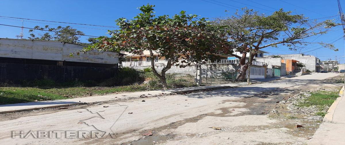 Foto de terreno habitacional en venta en adalberto tejeda , granjas de alto lucero, tuxpan, veracruz de ignacio de la llave, 0 No. 03