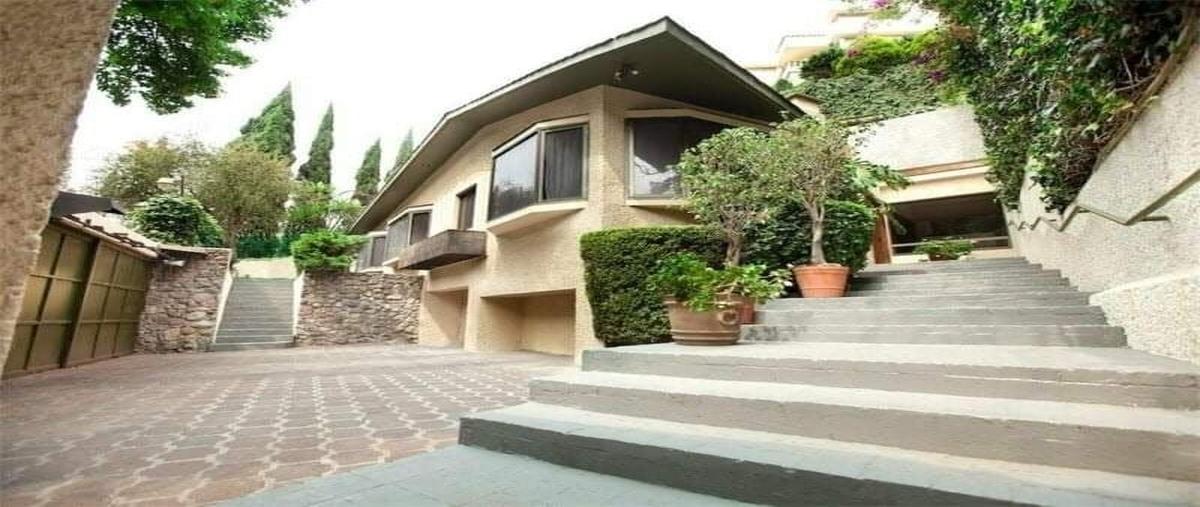 Finca Ahuehuetes Casa disponible en venta en Ahuehuetes, Colonia Bosque de las Lomas, C ...
