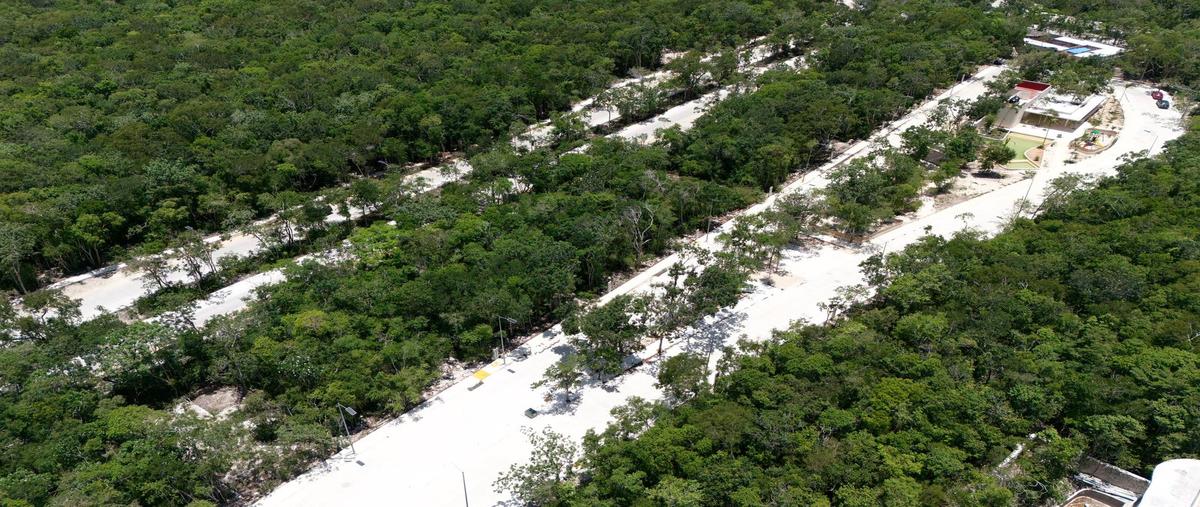 Foto de terreno habitacional en venta en  , aldea zama, tulum, quintana roo, 30337115 No. 01