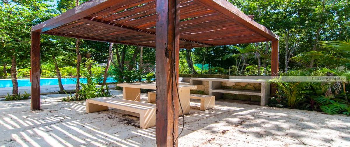 Foto de terreno habitacional en venta en  , aldea zama, tulum, quintana roo, 30348363 No. 02