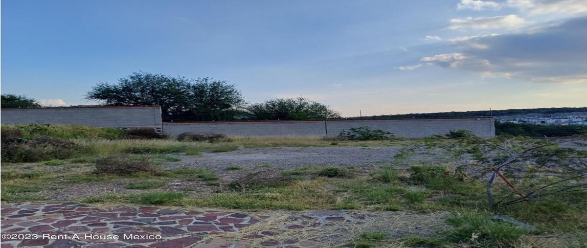 Foto de terreno habitacional en venta en  , altozano el nuevo querétaro, querétaro, querétaro, 0 No. 03