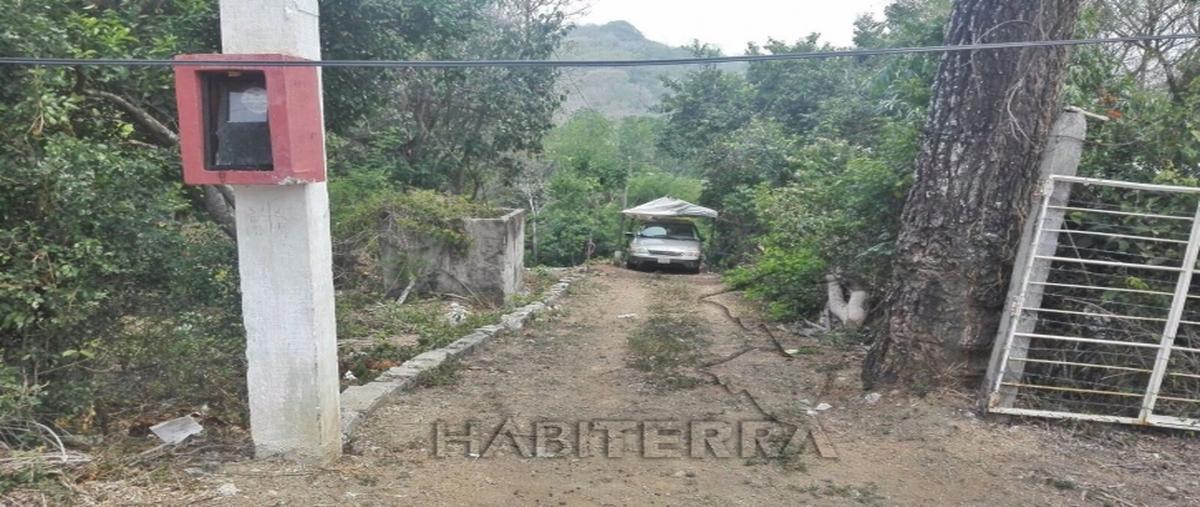 Foto de casa en , ampliación benito juárez, cerro azul, veracruz de ignacio de la llave, 20548675 foto 02 Foto de casa en venta en , ampliación benito juárez, cerro azul, veracruz de ignacio de la llave, 20548675 No. 02