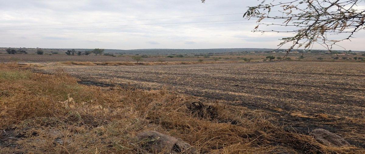 Foto de terreno habitacional en venta en  , ampliación el cerrito, salamanca, guanajuato, 0 No. 03