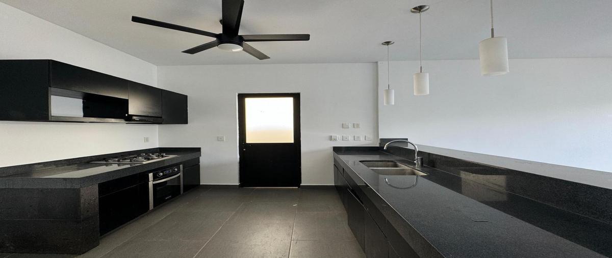 Foto de casa en venta en  , aqua residencial, benito juárez, quintana roo, 30154388 No. 03