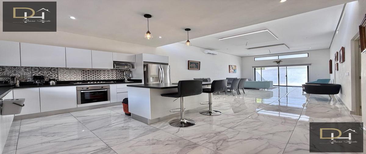 Foto de casa en venta en  , aqua residencial, benito juárez, quintana roo, 30179653 No. 02