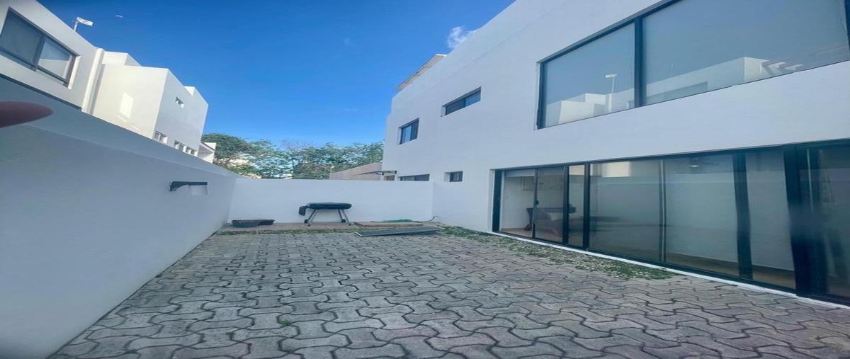 Foto de casa en venta en  , arbolada, benito juárez, quintana roo, 0 No. 03
