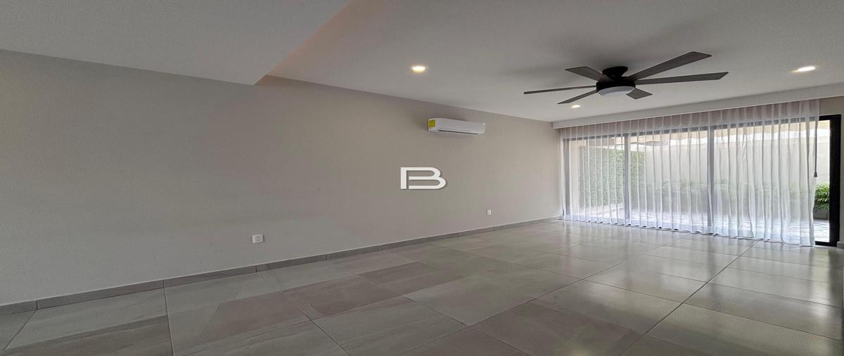Foto de casa en venta en  , arbolada, benito juárez, quintana roo, 30962272 No. 04