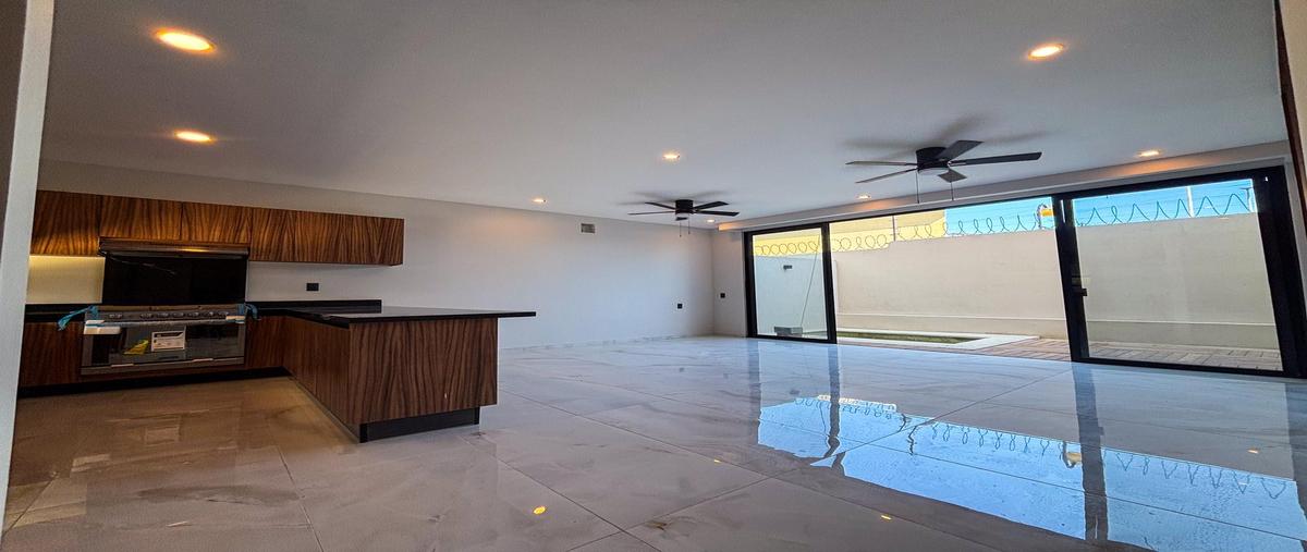 Foto de casa en venta en  , arbolada, benito juárez, quintana roo, 0 No. 04