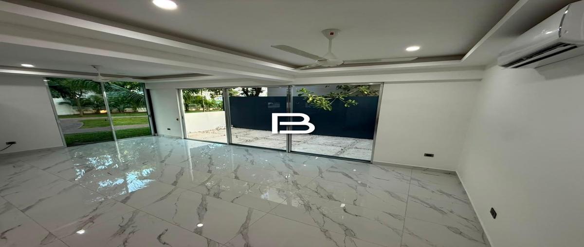 Foto de casa en venta en  , arbolada, benito juárez, quintana roo, 0 No. 04