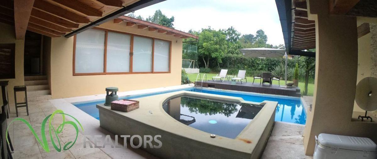 Foto de casa en venta en  , avándaro, valle de bravo, méxico, 27692650 No. 03