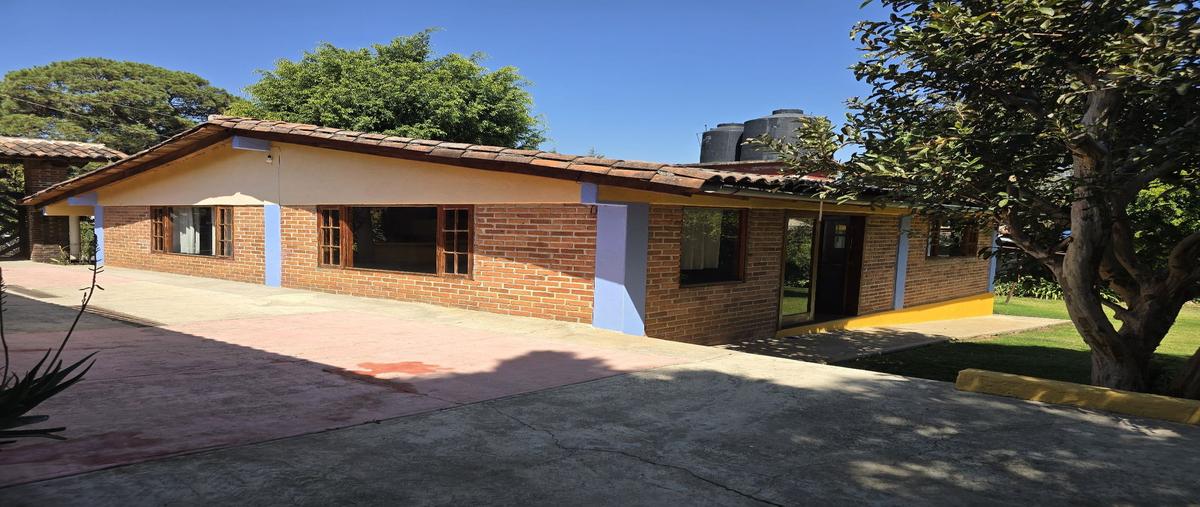 Foto de casa en venta en  , avándaro, valle de bravo, méxico, 0 No. 03