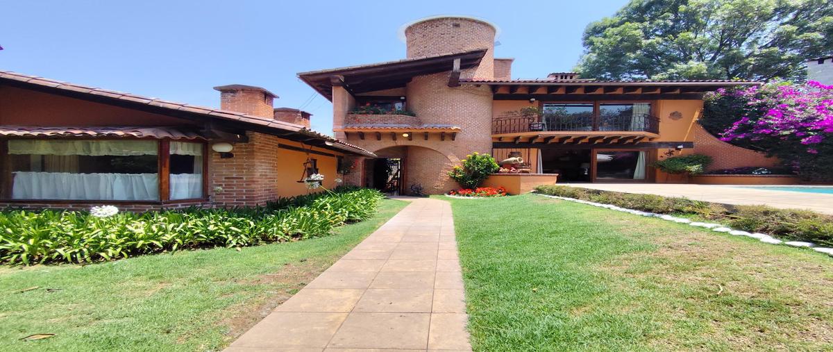 Foto de casa en venta en  , avándaro, valle de bravo, méxico, 0 No. 03