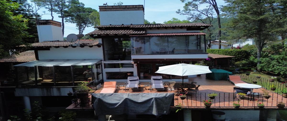 Foto de casa en venta en  , avándaro, valle de bravo, méxico, 0 No. 03