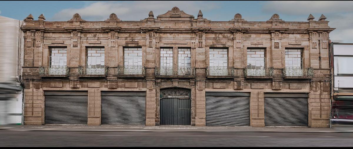 Foto de edificio en venta en avenida 2 poniente , centro, puebla, puebla, 30125334 No. 01