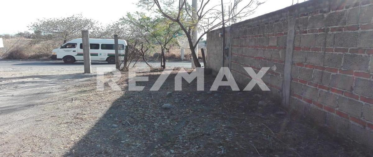 Foto de terreno comercial en avenida aeropuerto , santa ursula, temixco, morelos, 0 foto 03 Foto de terreno comercial en venta en avenida aeropuerto , santa ursula, temixco, morelos, 0 No. 03