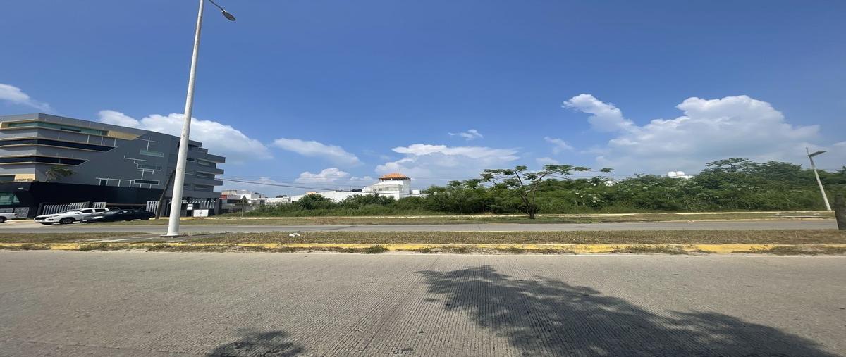 Foto de terreno habitacional en renta en avenida bicentenario , club campestre, centro, tabasco, 0 No. 02
