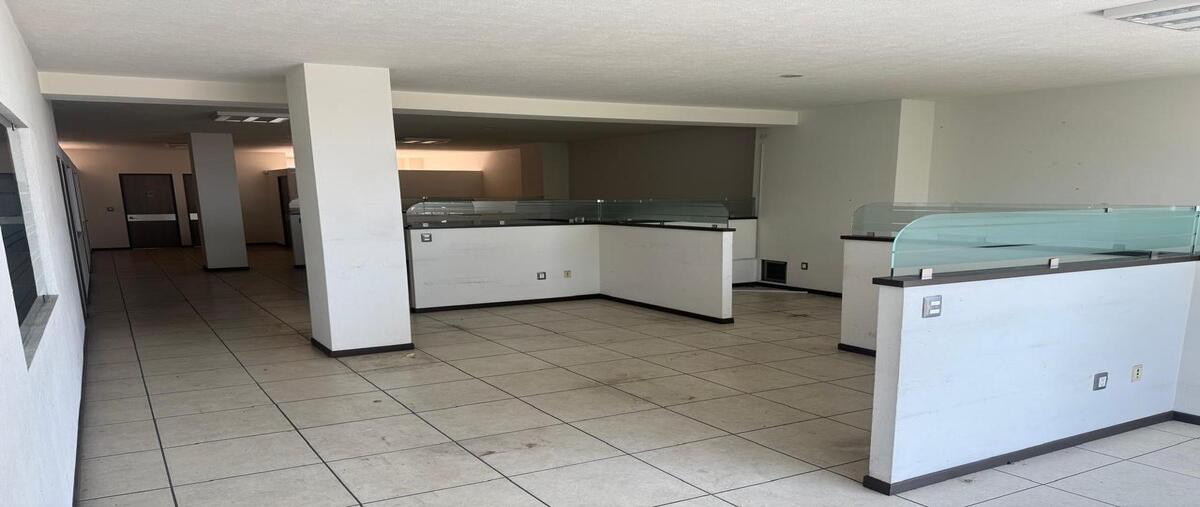 Foto de edificio en venta en avenida camelinas , la loma, morelia, michoacán de ocampo, 0 No. 04