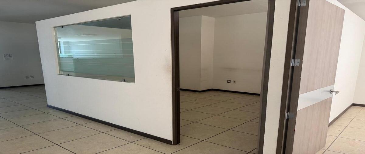 Foto de edificio en venta en avenida camelinas , la loma, morelia, michoacán de ocampo, 0 No. 05