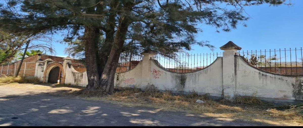 Foto de terreno habitacional en avenida central , jardines de la calera, tlajomulco de zúñiga, jalisco, 0 foto 03 Foto de terreno habitacional en venta en avenida central , jardines de la calera, tlajomulco de zúñiga, jalisco, 0 No. 03