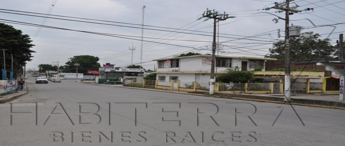 Foto de casa en avenida cuauhtemoc , túxpam de rodríguez cano centro, tuxpan, veracruz de ignacio de la llave, 0 foto 02 Foto de casa en venta en avenida cuauhtemoc , túxpam de rodríguez cano centro, tuxpan, veracruz de ignacio de la llave, 0 No. 02