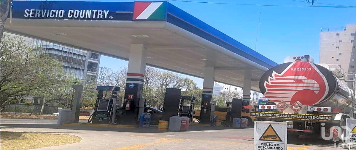 Foto de local en avenida cvln. jorge álvarez del castillo 1574, lomas del country, guadalajara, jalisco, 31080955 foto 02 Foto de local en venta en avenida cvln. jorge álvarez del castillo 1574, lomas del country, guadalajara, jalisco, 31080955 No. 02