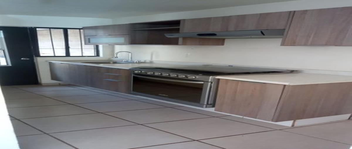 Foto de casa en avenida de la huerta, coto manitoba 547, coto miraflores, zapopan, jalisco, 28498947 foto 02 Foto de casa en renta en avenida de la huerta, coto manitoba 547, coto miraflores, zapopan, jalisco, 28498947 No. 02