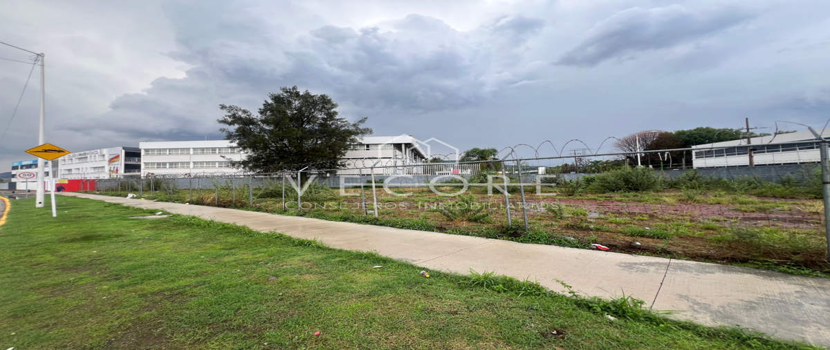 Foto de terreno habitacional en renta en avenida del bajío , el bajío, zapopan, jalisco, 28279632 No. 01