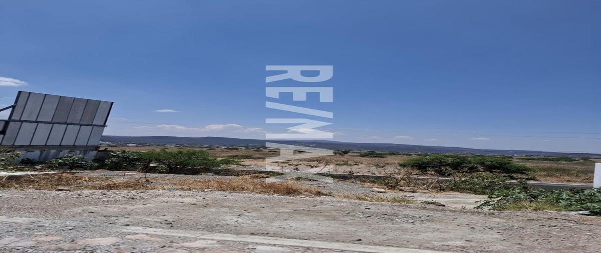 Foto de terreno habitacional en avenida del bosque , el condado, corregidora, querétaro, 0 foto 02 Foto de terreno habitacional en venta en avenida del bosque , el condado, corregidora, querétaro, 0 No. 02