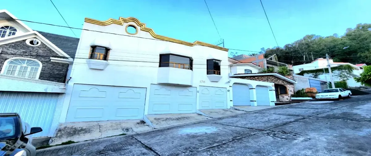 Foto de casa en venta en avenida jesus romero flores 1, bosque camelinas, morelia, michoacán de ocampo, 0 No. 01