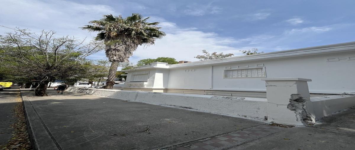 Foto de terreno habitacional en venta en avenida la paz , americana, guadalajara, jalisco, 30217211 No. 03