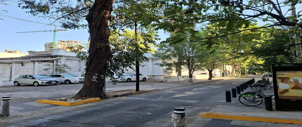 Foto de terreno comercial en venta en avenida la paz , barrera, guadalajara, jalisco, 29457029 No. 01