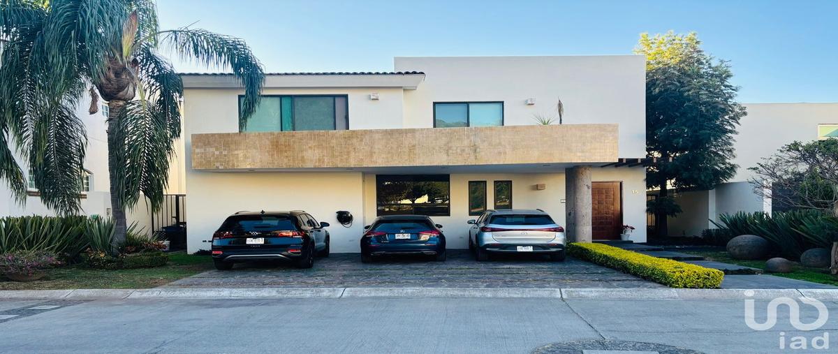 Foto de casa en venta en avenida lópez mateos sur 5608, lago nogal, tlajomulco de zúñiga, jalisco, 29791755 No. 01
