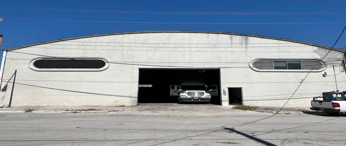 Foto de bodega en renta en avenida los nogales , bosques de los nogales, salinas victoria, nuevo león, 0 No. 01