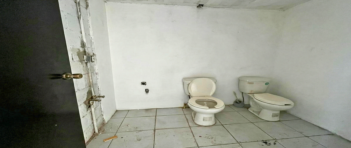 Foto de local en avenida manuel ávila camacho , lomas del country, guadalajara, jalisco, 0 foto 05 Foto de local en renta en avenida manuel ávila camacho , lomas del country, guadalajara, jalisco, 0 No. 05