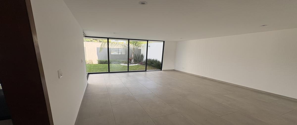 Foto de casa en venta en avenida nacional , prados agua azul, puebla, puebla, 0 No. 05