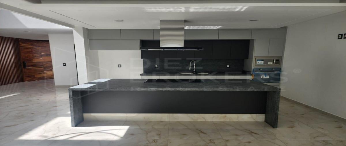 Foto de casa en avenida paseo de los emperadores , valles de nuevo méxico (la periquera), zapopan, jalisco, 30022420 foto 02 Foto de casa en venta en avenida paseo de los emperadores , valles de nuevo méxico (la periquera), zapopan, jalisco, 30022420 No. 02