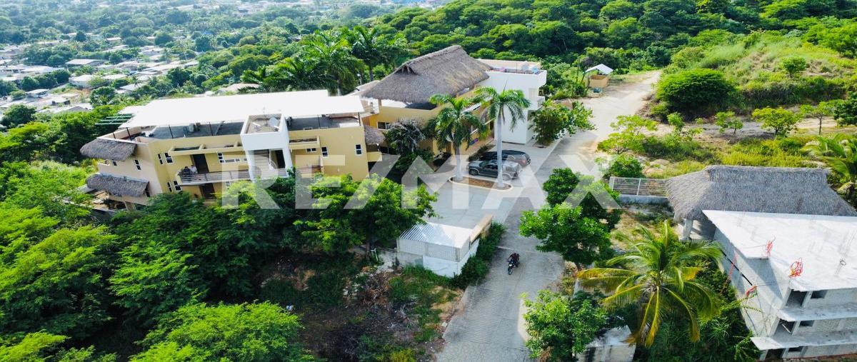 Foto de departamento en venta en avenida principal , puerto escondido (puerto escondido), san pedro mixtepec -dto. 22 -, oaxaca, 0 No. 04
