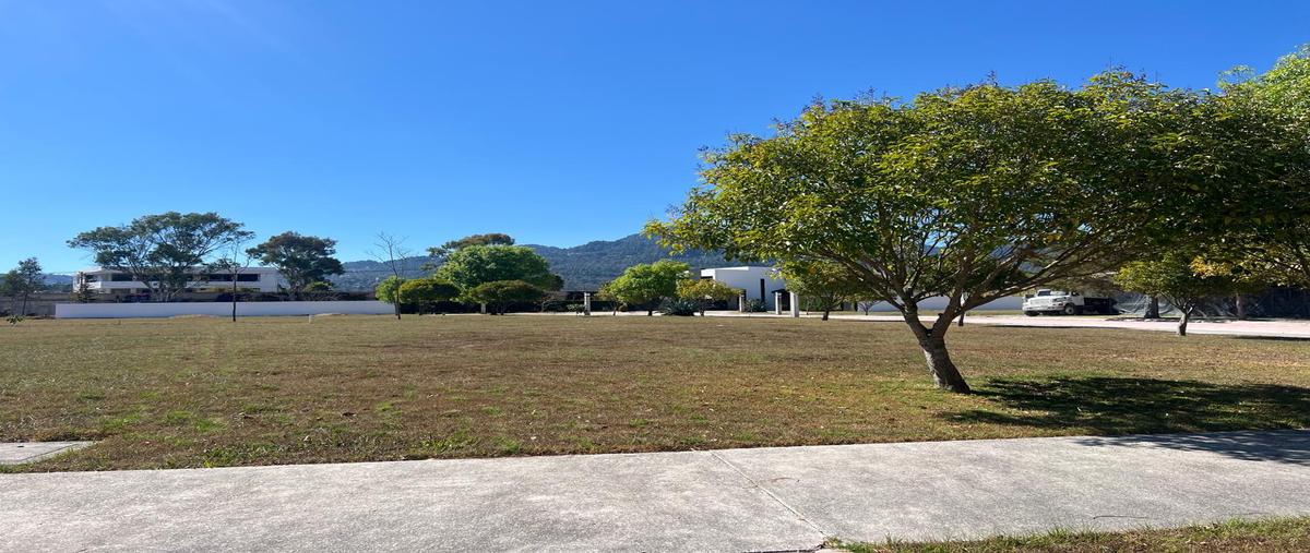 Foto de terreno habitacional en venta en avenida rufino tamayo , fátima, san cristóbal de las casas, chiapas, 28678580 No. 05