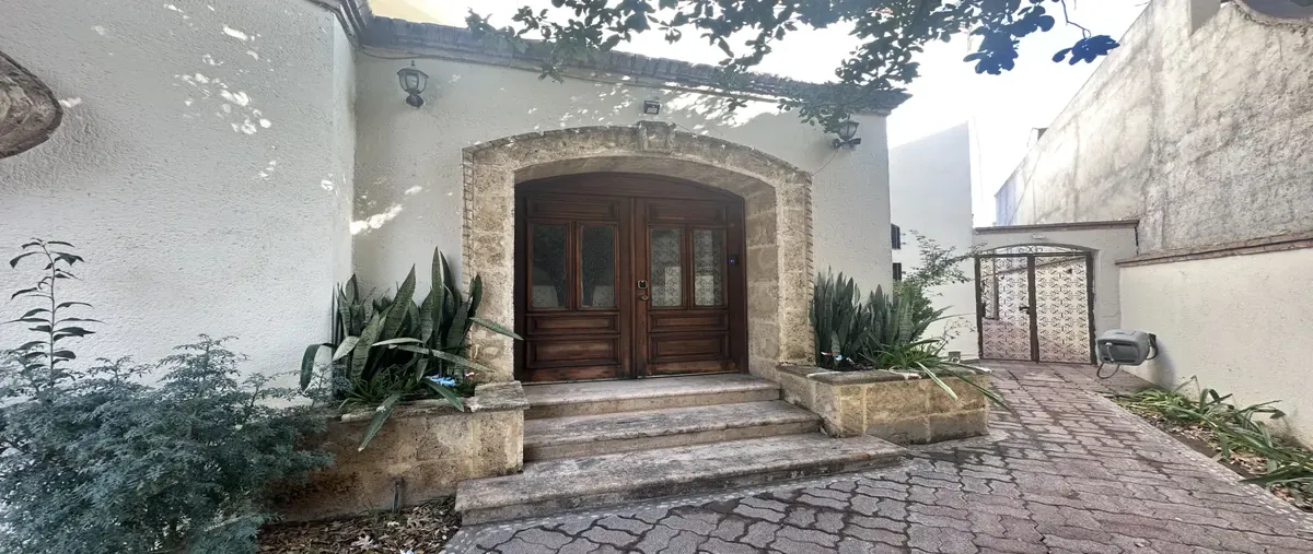 Foto de casa en avenida versalles 1428, jardines de versalles, saltillo, coahuila de zaragoza, 0 foto 03 Foto de casa en venta en avenida versalles 1428, jardines de versalles, saltillo, coahuila de zaragoza, 0 No. 03